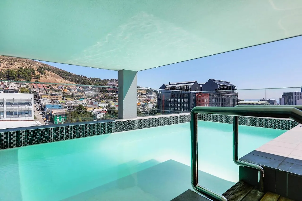 Backup-Powered Colourfull City Balcony Apartment Ciudad del Cabo Sudáfrica